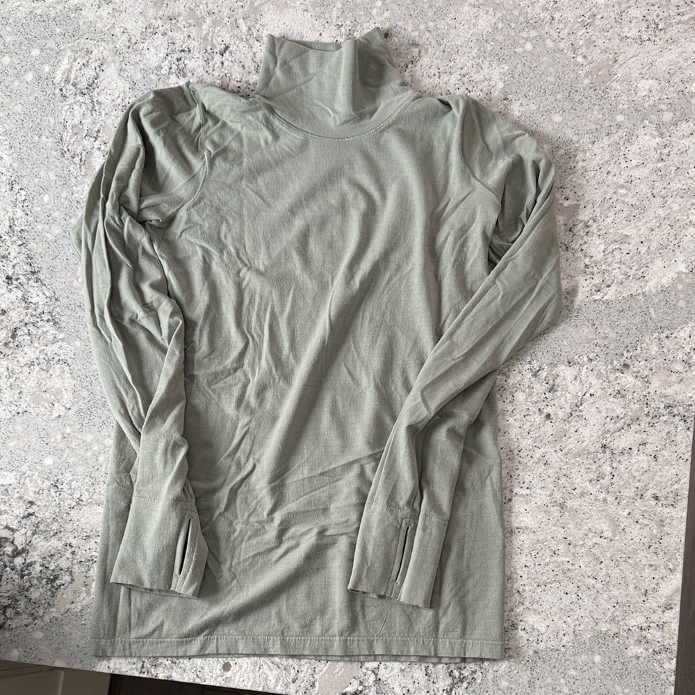 Athleta Ascent Light Green Turtleneck Top